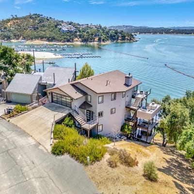 Wander Lake Nacimiento | Private Dock & Wine Country